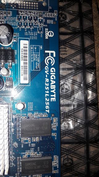 fc gigabyte gv r351l256t